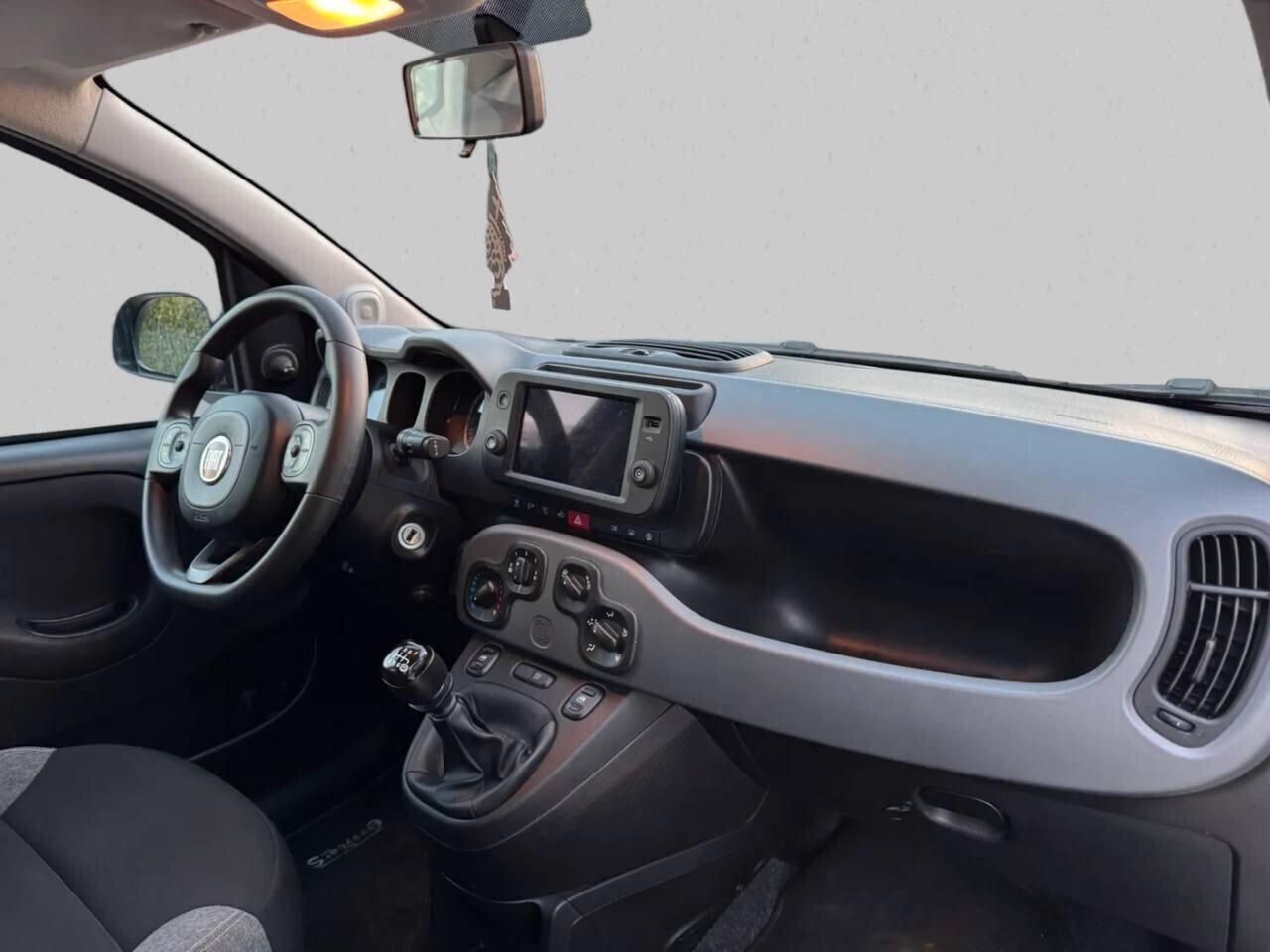Fiat Panda 1.0 FireFly S&S Hybrid Red 05/2022