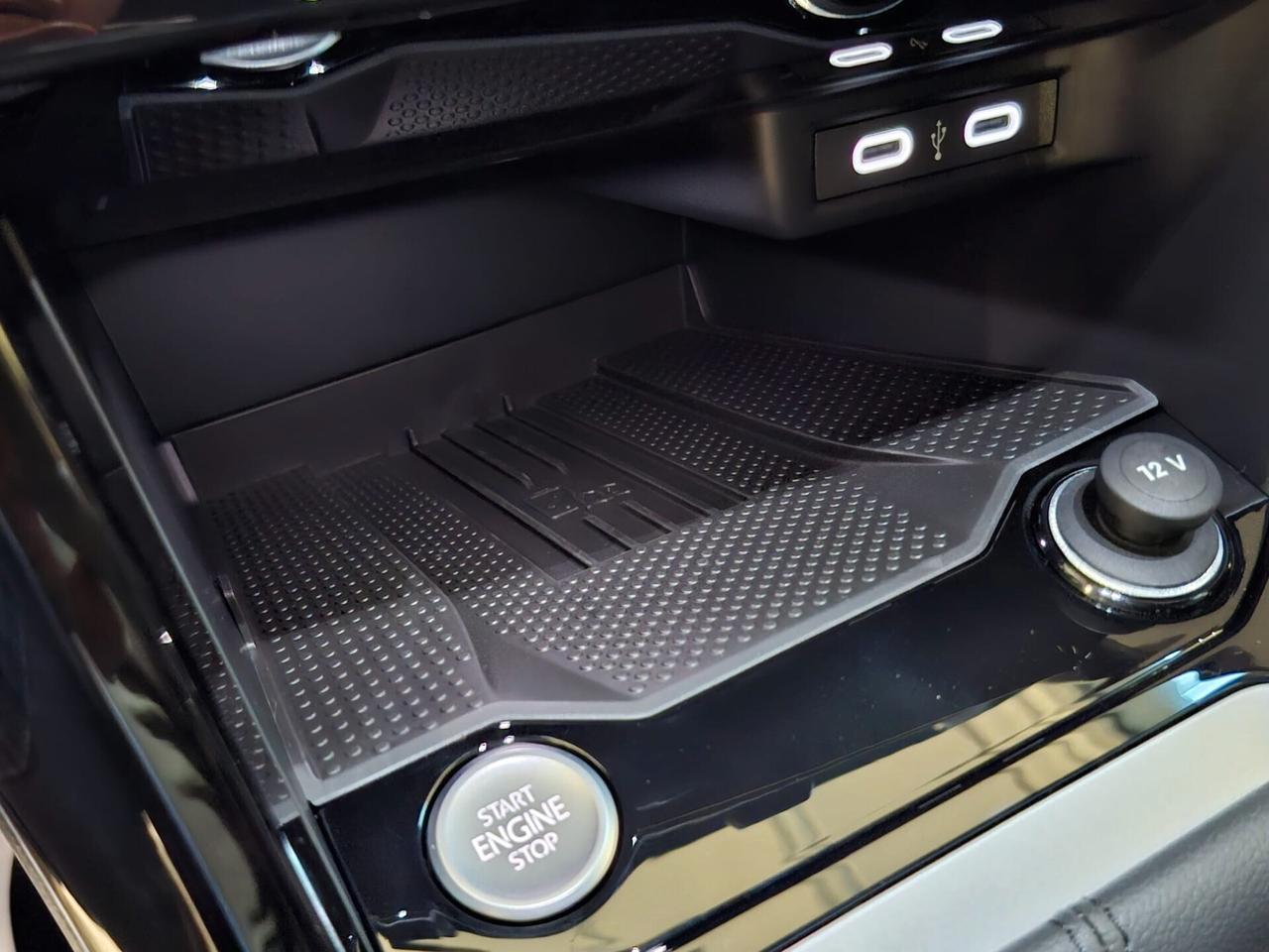 Volkswagen T-Roc 1.0 TSI 116CV R-Line Plus OPACA Km.0