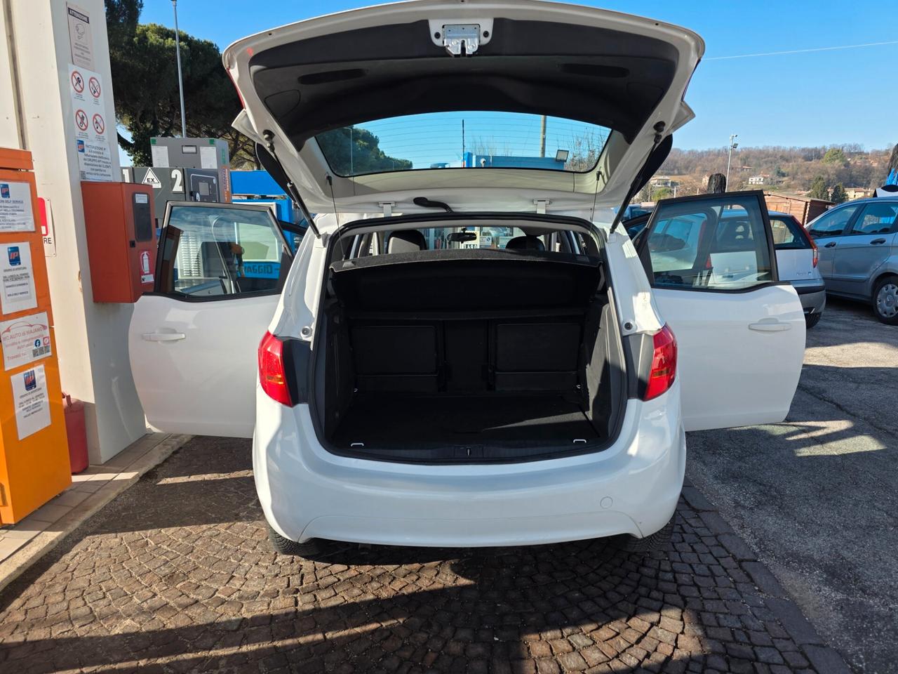 Opel Meriva 1.4 100CV Cosmo con 150.000km Neopatentati ok