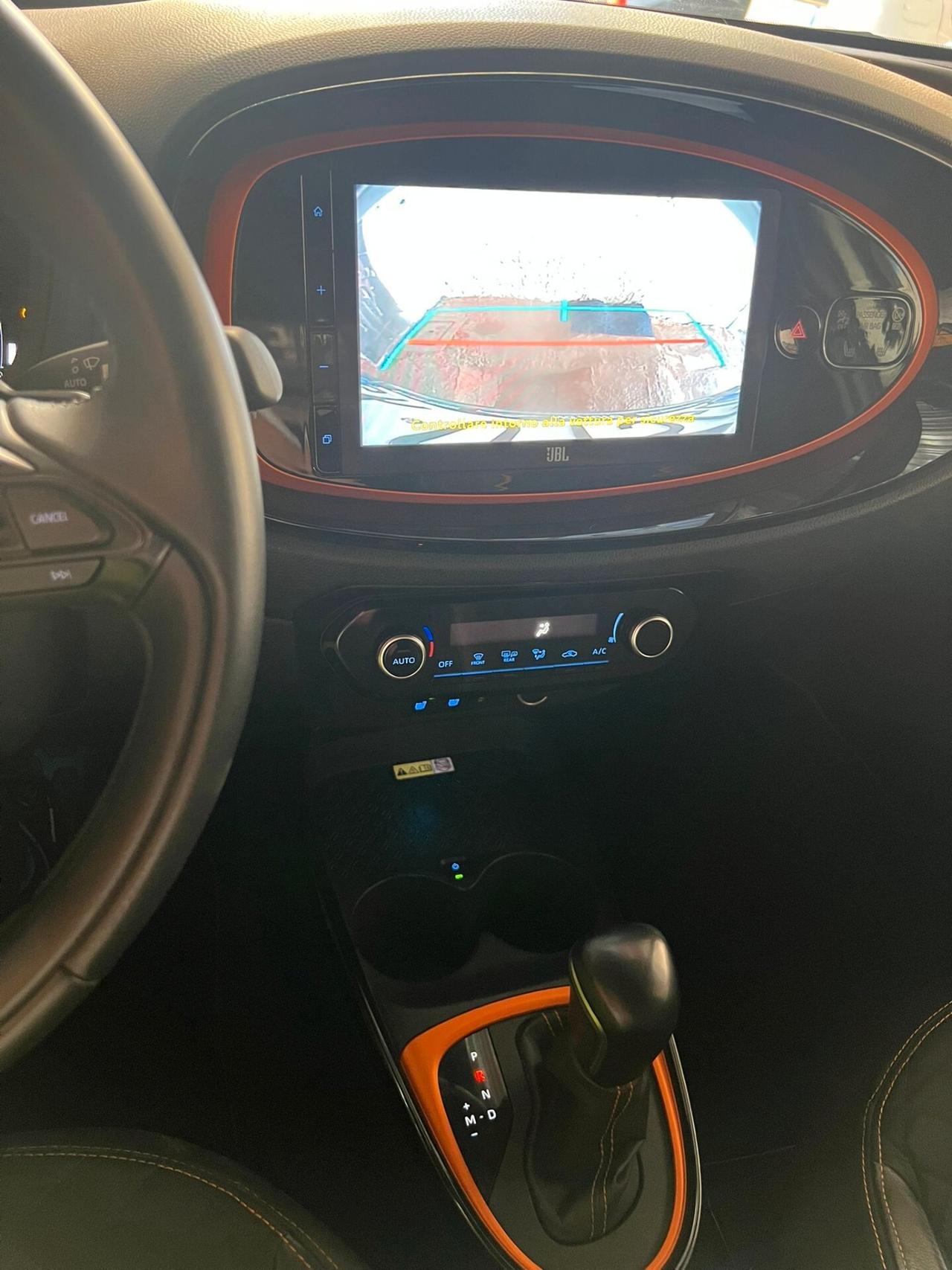 Toyota Aygo X 1.0 72cv AUTOMATICA Limited S-JBL