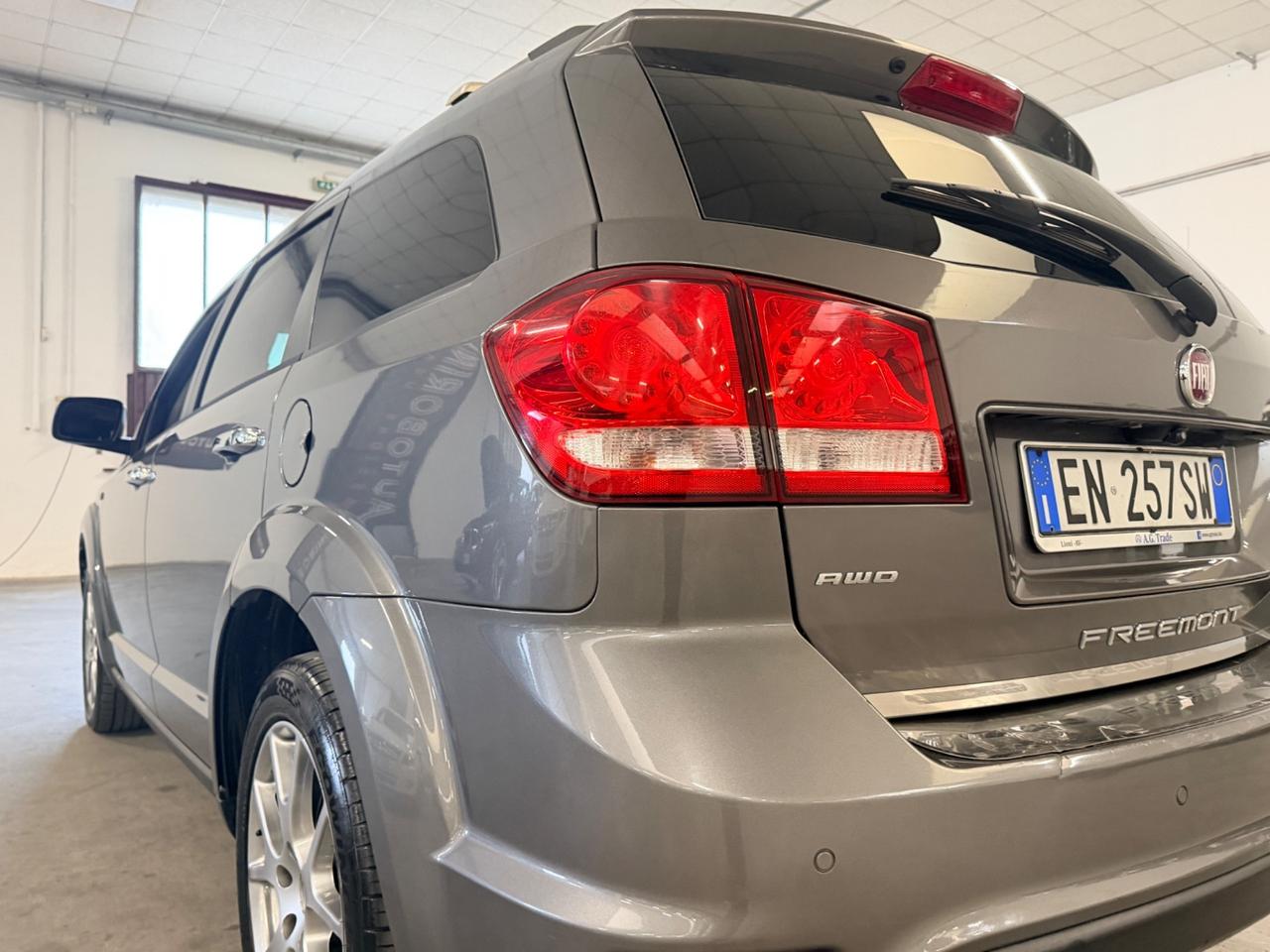 Fiat Freemont 2.0 Mjt 170 CV 4x4 aut. Lounge