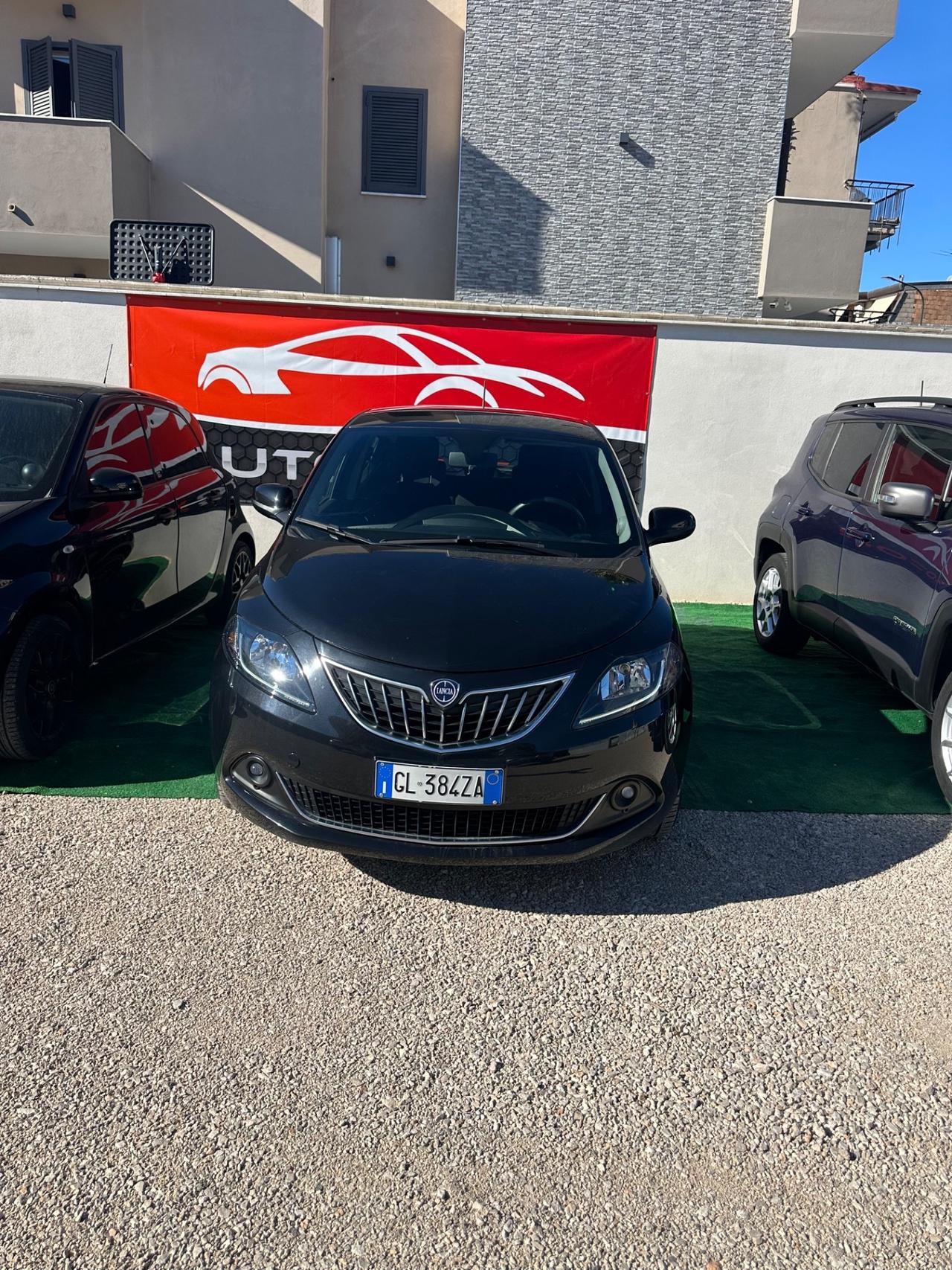 Lancia Ypsilon 1.0 FireFly 5 porte S&S Hybrid Gold