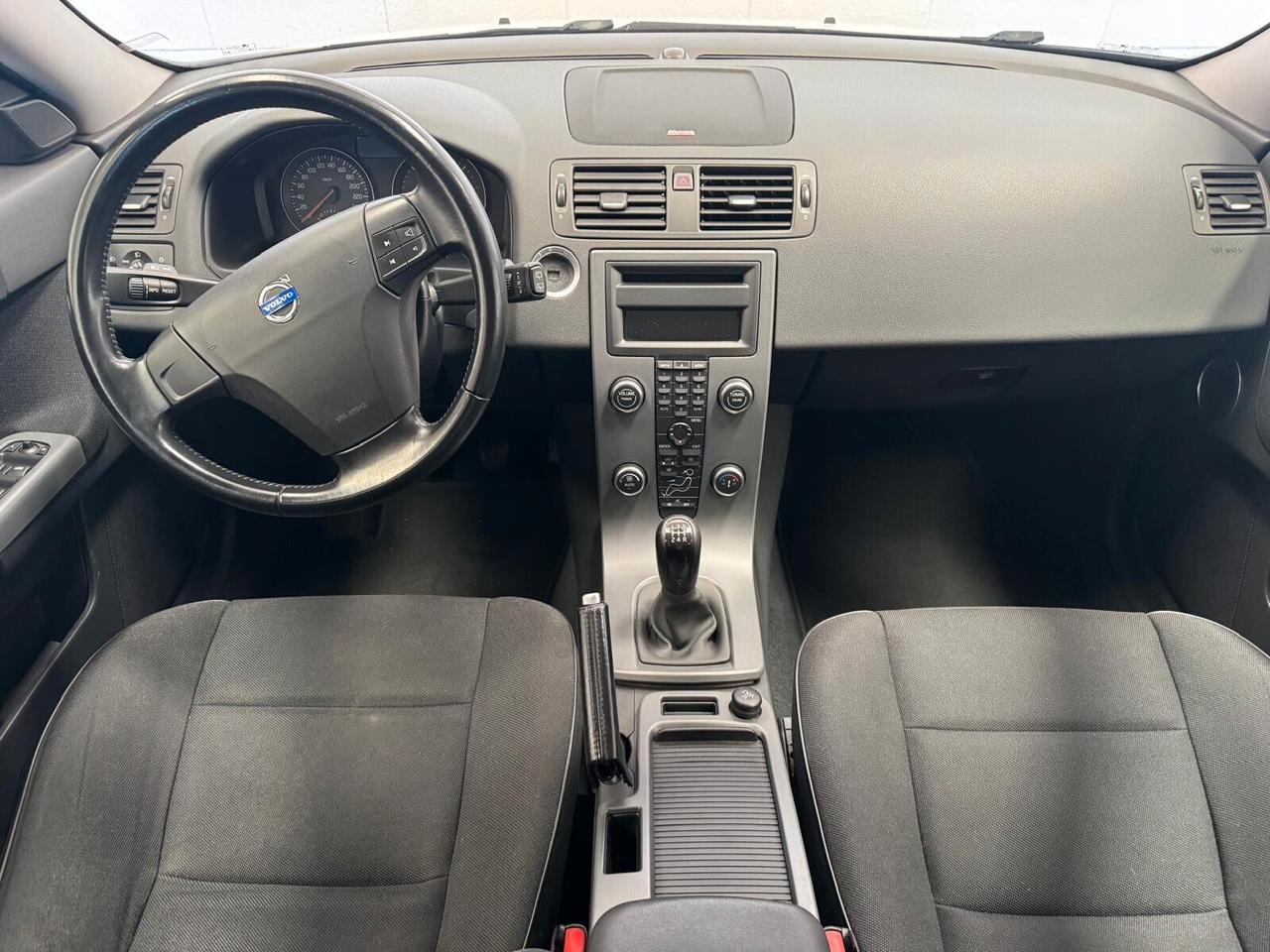 Volvo V50 allestimento R-design