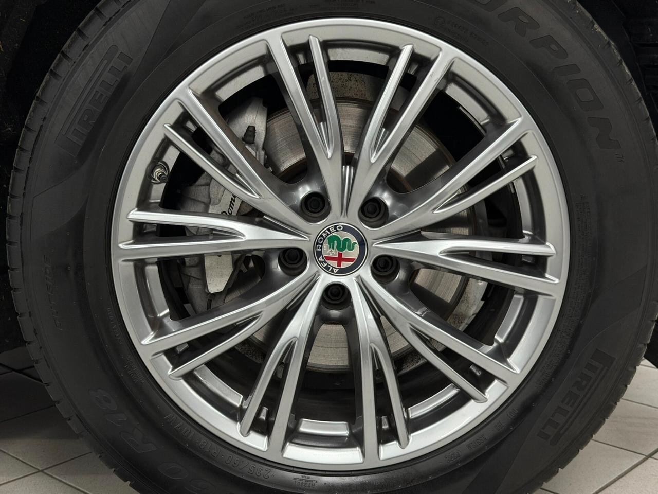 Alfa Romeo Stelvio 2.2 TD 160 CV ROSSO EDIZIONE NAVI RETROCAMERA 2PDC