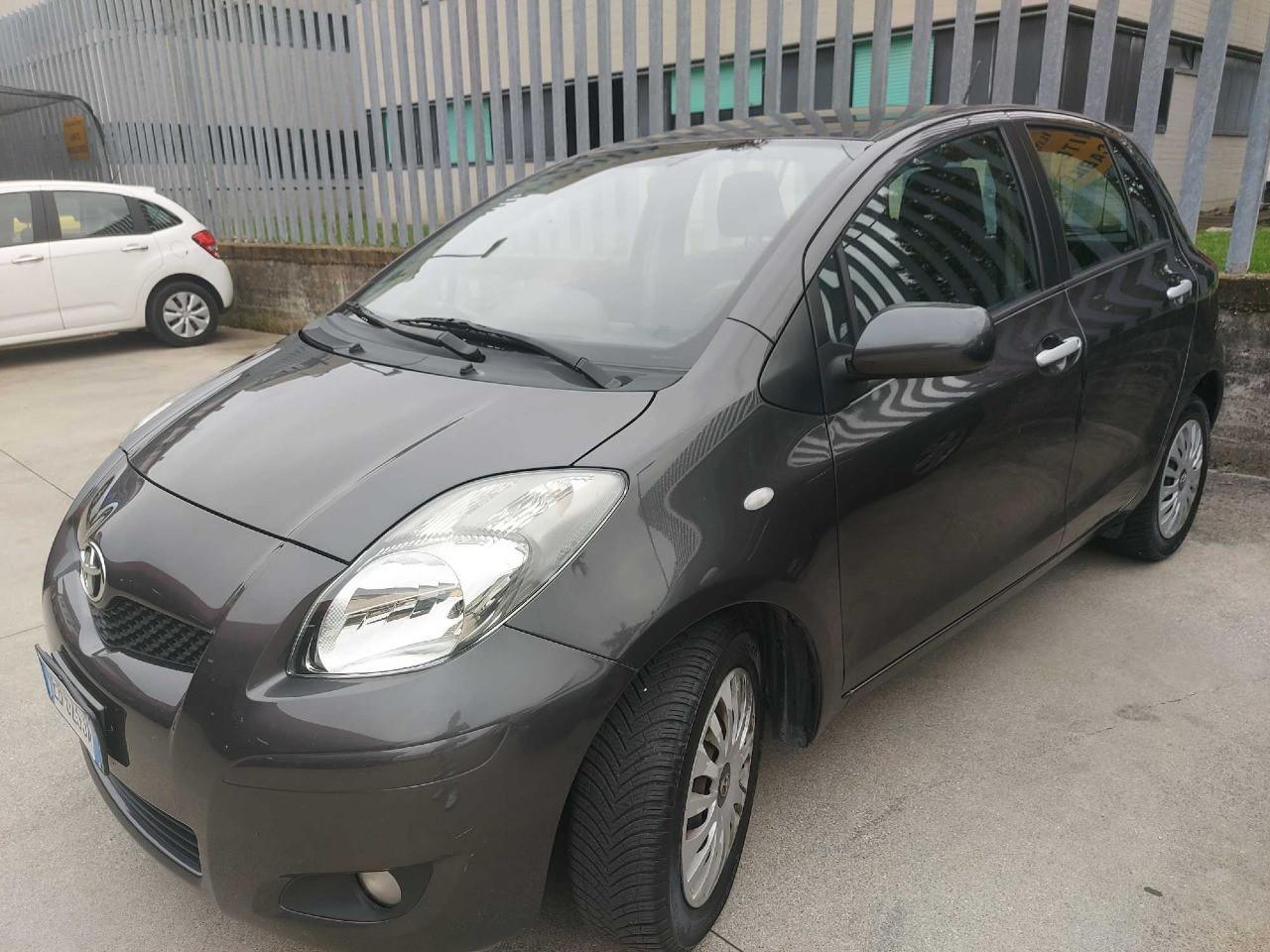 Toyota Yaris 5 Porte Yaris 5p 1.3 dual Sol