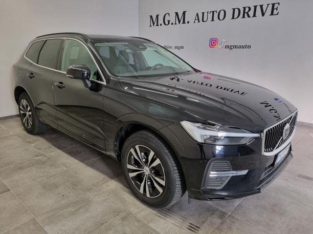 VOLVO XC60 B5 (d) AWD Geartronic Momentum Pro