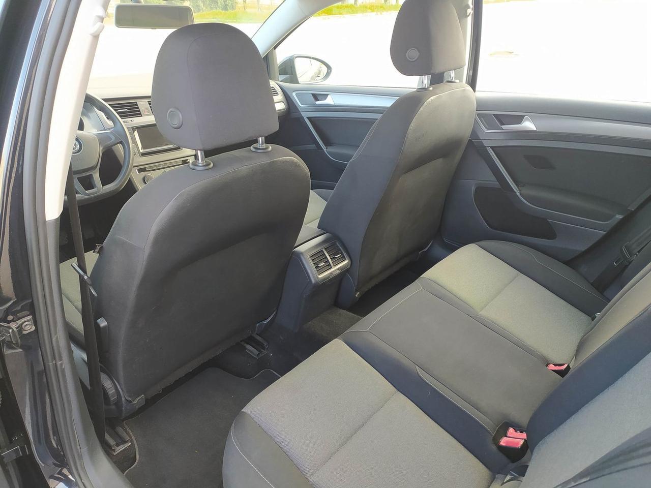 Volkswagen Golf Comfortline 1.6 TDI 110CV Bl #9567