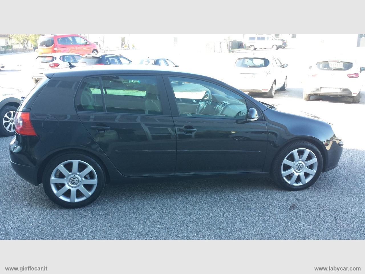 VOLKSWAGEN Golf 2.0 16V TDI 5p. Sportline