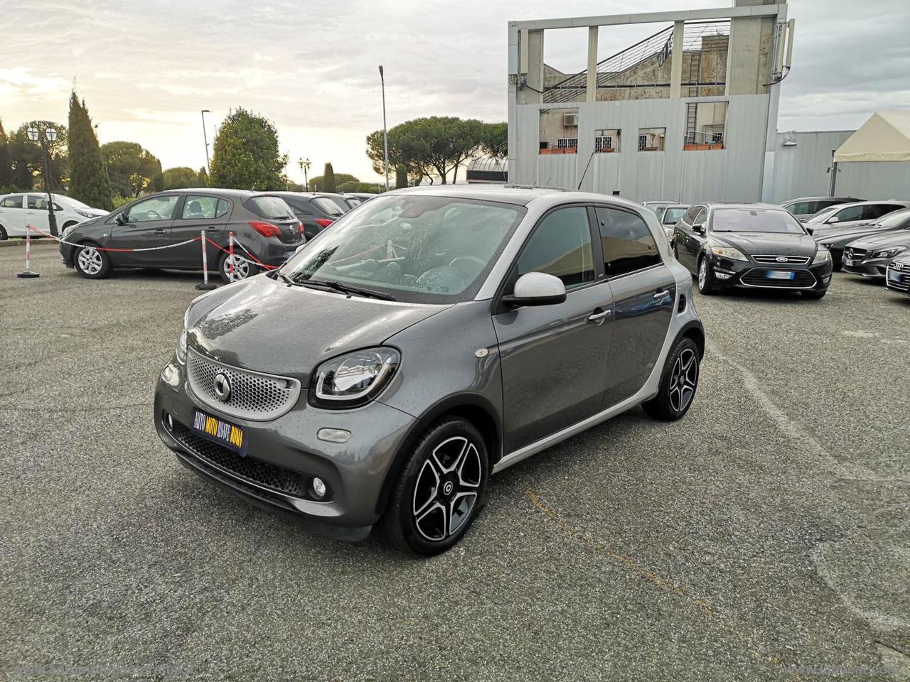 SMART forfour 90 0.9 Turbo Youngster PROMO WEB