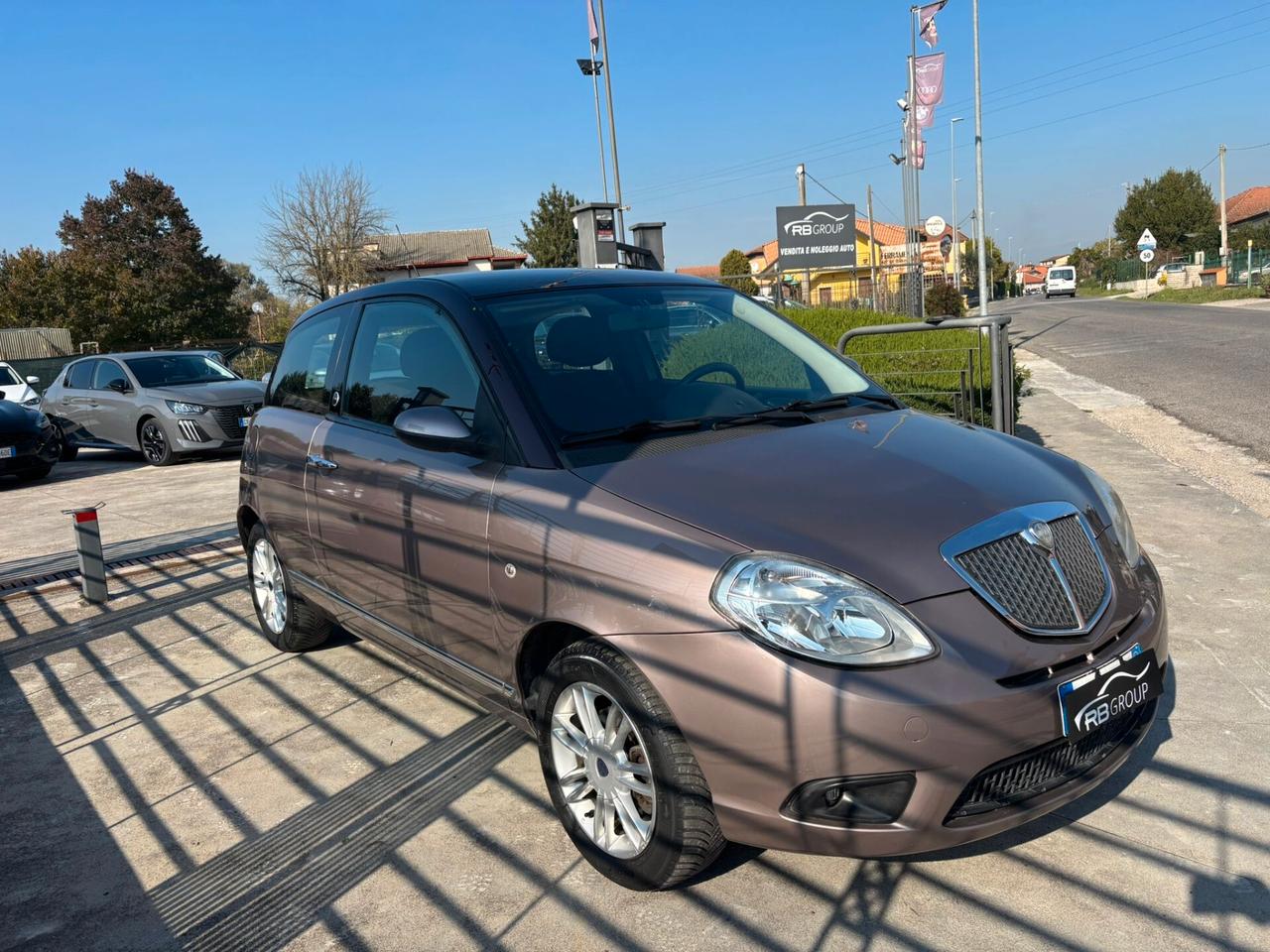 Lancia Ypsilon 1.4 Platino Ecochic GPL