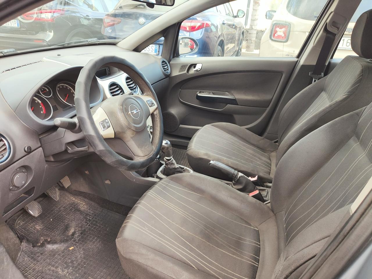 Opel Corsa 1.2 5 porte benzina