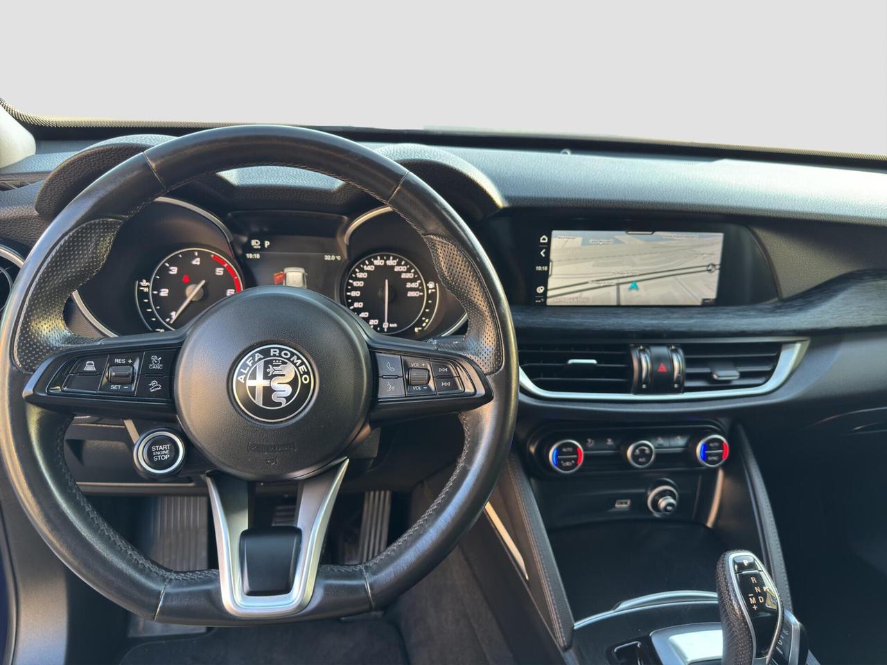 Alfa Romeo Stelvio 2.2 Business rwd 160cv 2021