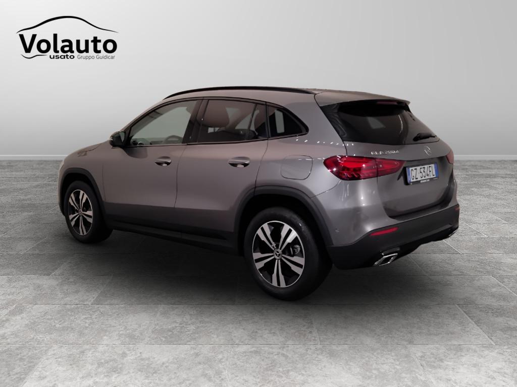 Mercedes-Benz GLA-H247 2023 - GLA 200 d Progressive Advanced auto