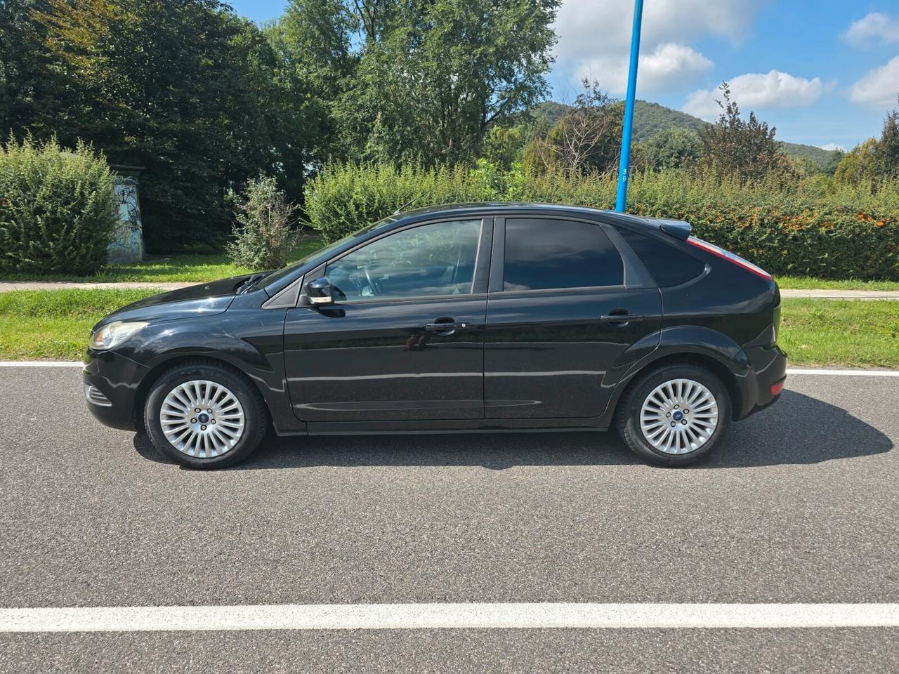 FORD FOCUS 1,6 TDCI 5 PORTE- TITANIUM-OK NEOPATENTATI-