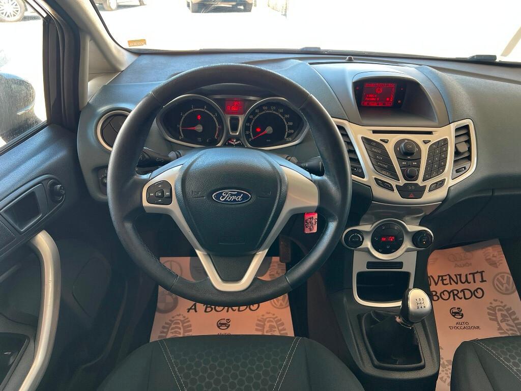 Ford Fiesta Titanium 1.4 97 CV GPL della Casa