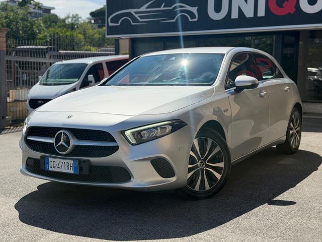 MERCEDES-BENZ A 250 e Automatic EQ-Power Business Extra