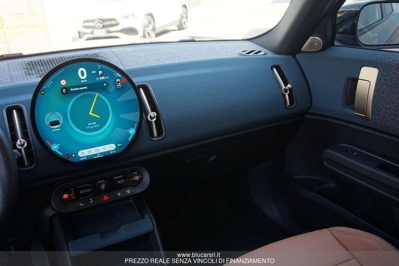 MINI Mini Countryman U25 Mini D Countryman Favoured