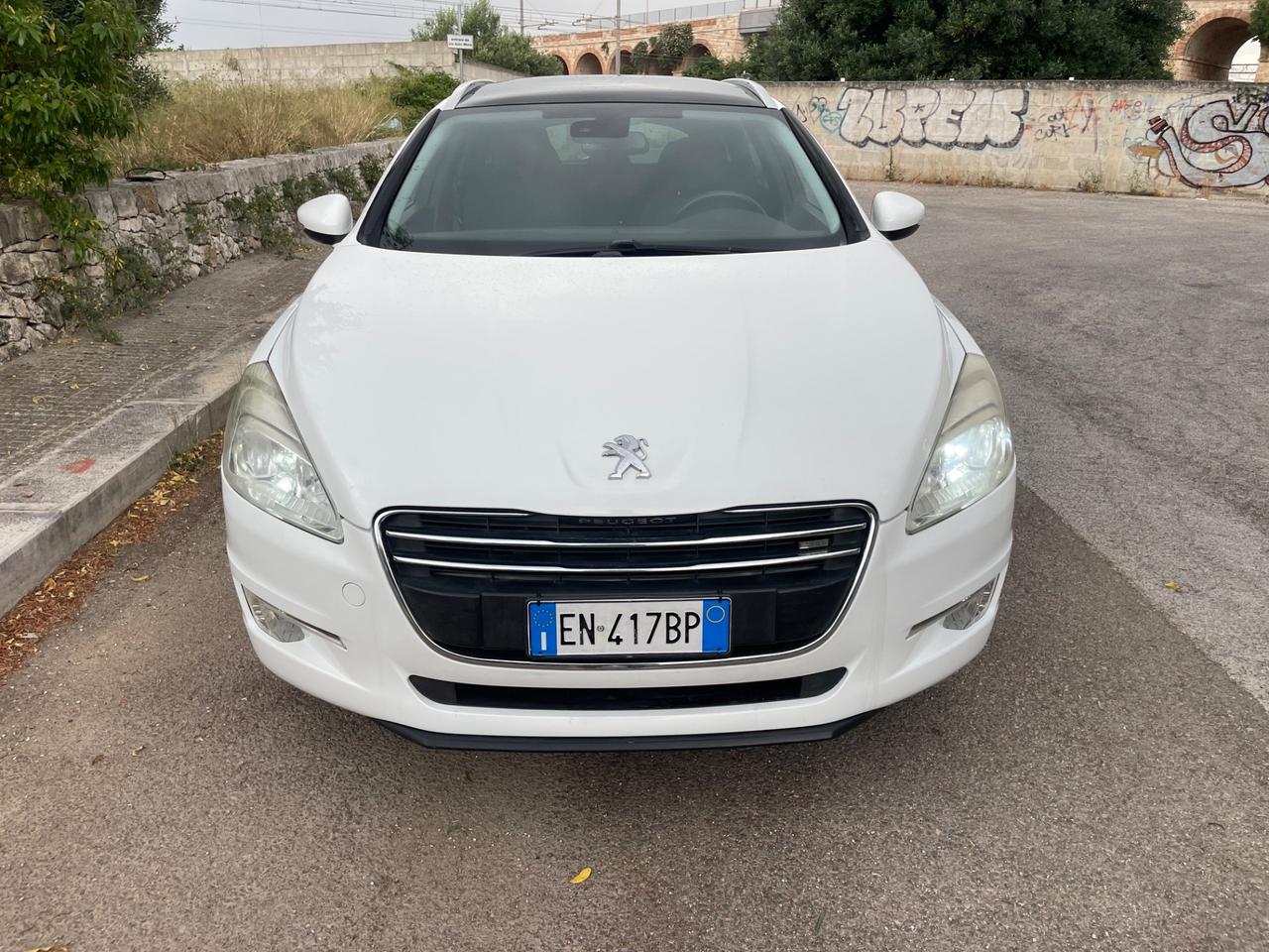 Peugeot 508 1.6 e-HDi 115CV cambio robotizzato S&S SW Ciel Allure