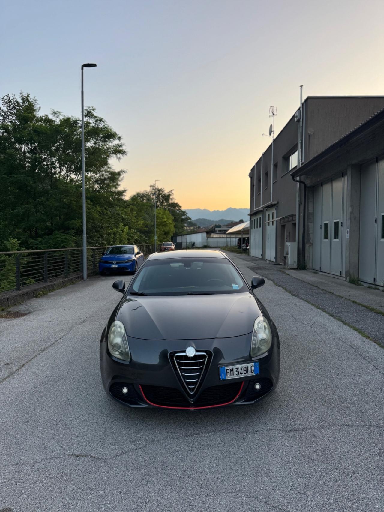 Alfa Romeo Giulietta 2.0 JTDm-2 140 CV Distinctive