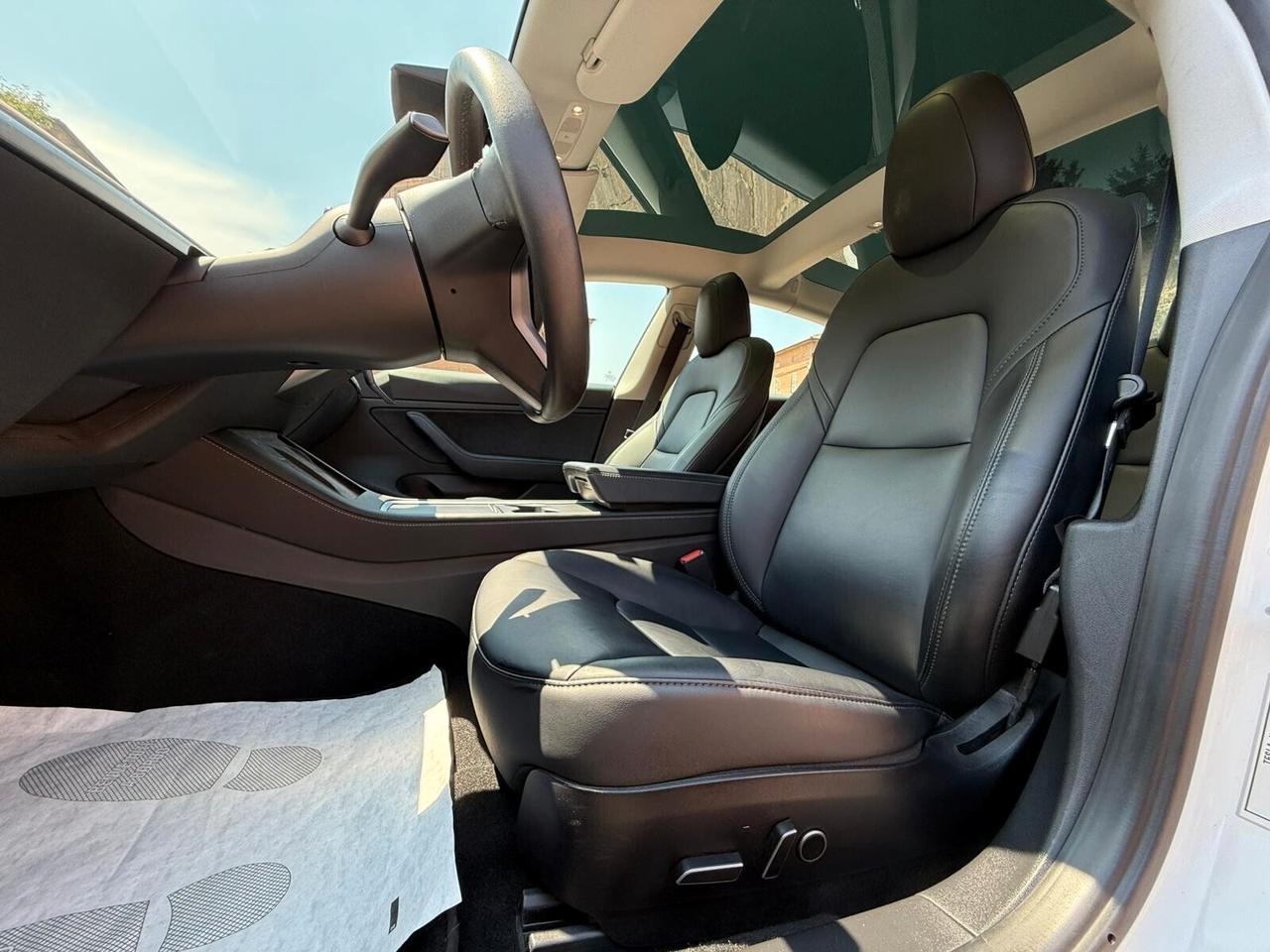 Tesla Model 3 Long Range Performance AWD