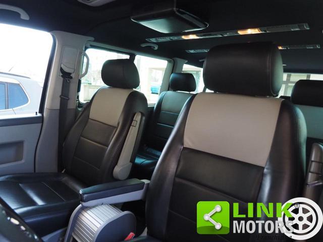 VOLKSWAGEN Caravelle T5 AUTOMATICO 4 MOTION 2.0 TDI PASSO LUNGO