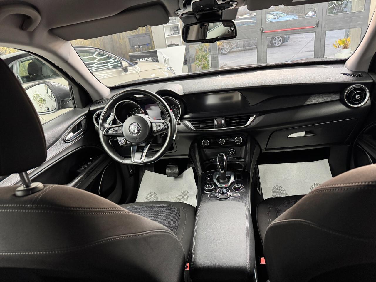 Alfa Romeo Stelvio 2.2 Turbodiesel 190 CV AT8 Q4 Business