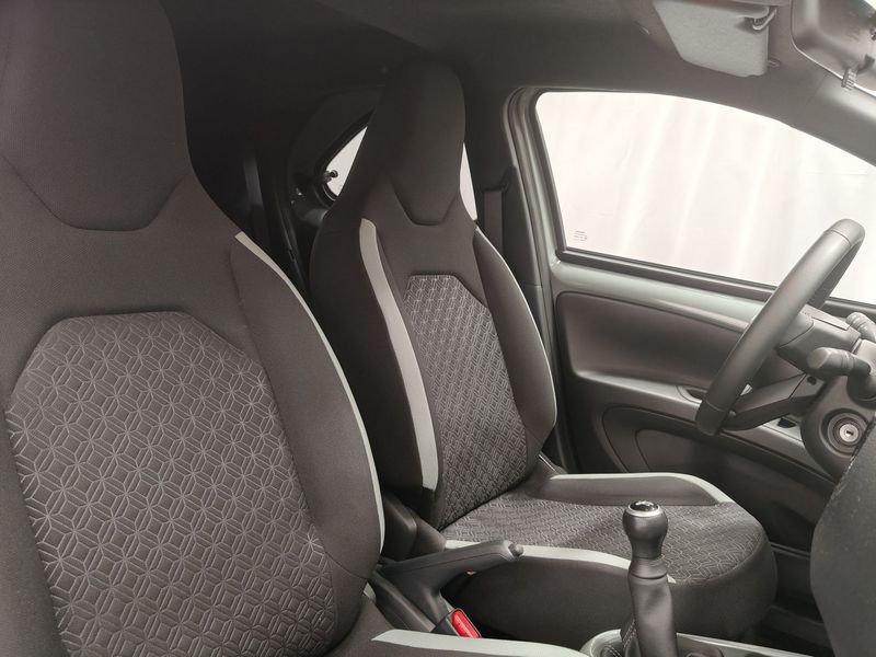 Toyota Aygo X Aygo X 1.0 VVT-i 72 CV 5 porte Trend