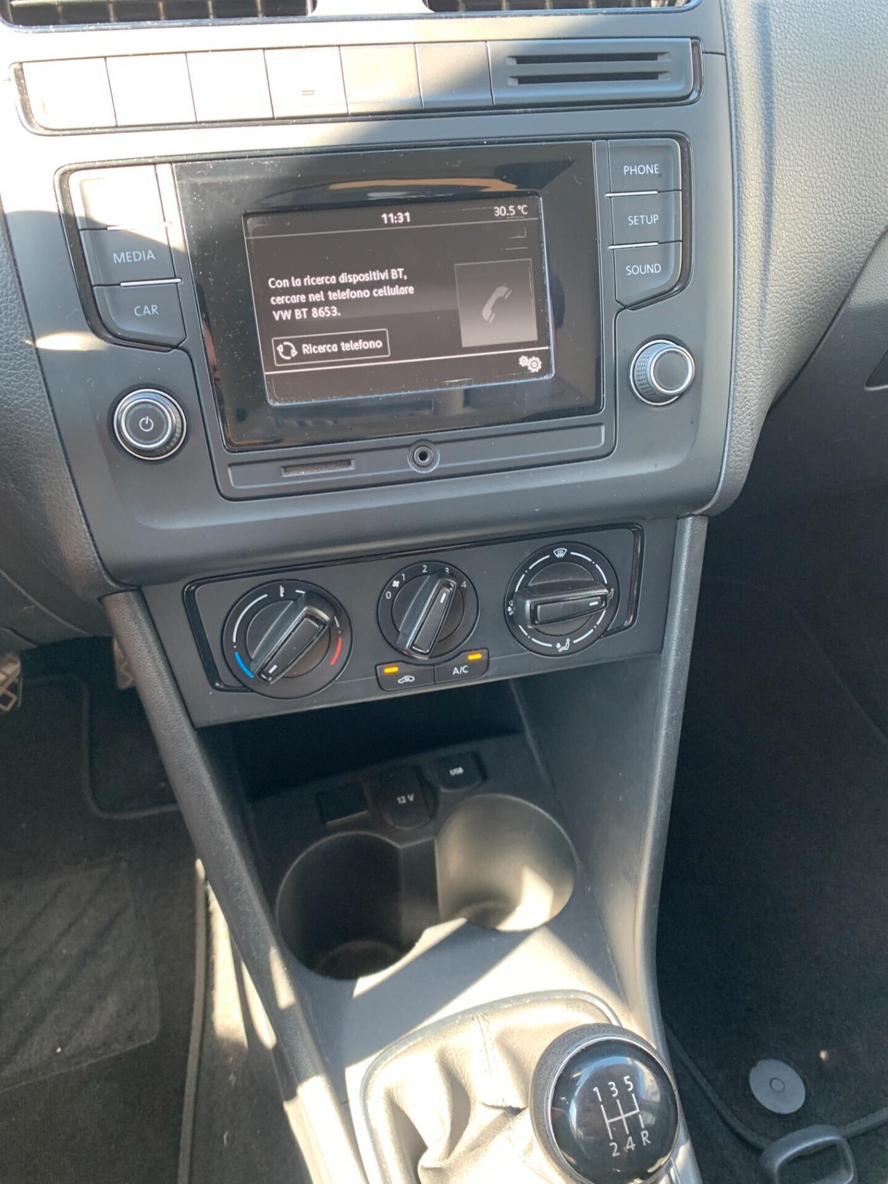 Volkswagen Polo 1.0 60Cv 5P. 2016