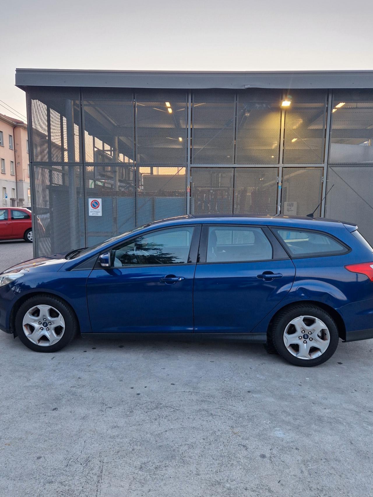 Ford Focus 1.6 TDCi 115 CV - Garanzia 12 Mesi