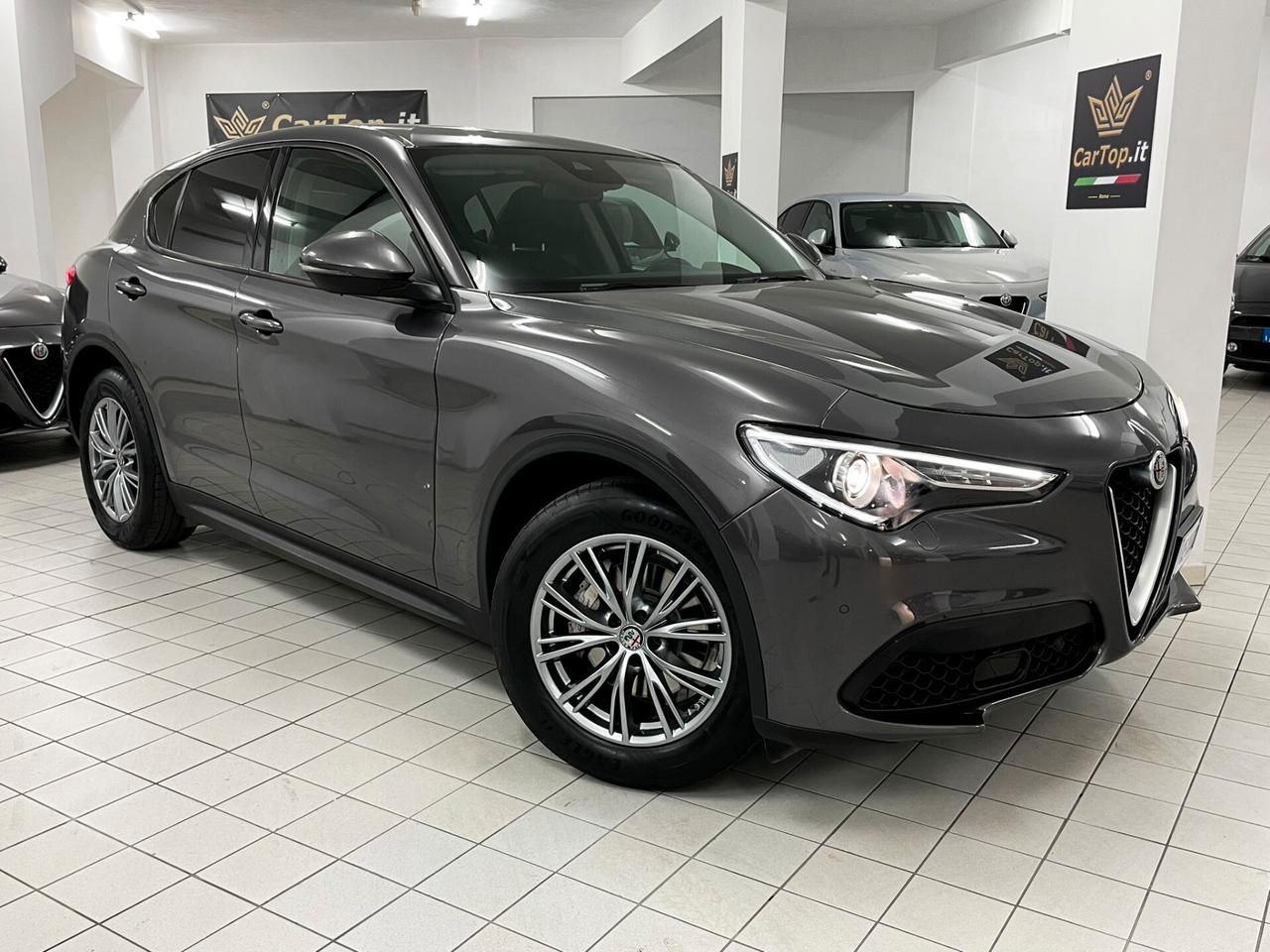 Alfa Romeo Stelvio 2.2 TD 160 CV BUSINESS AT8 NAVI 18" VETRI SCURI RETROCAMERA