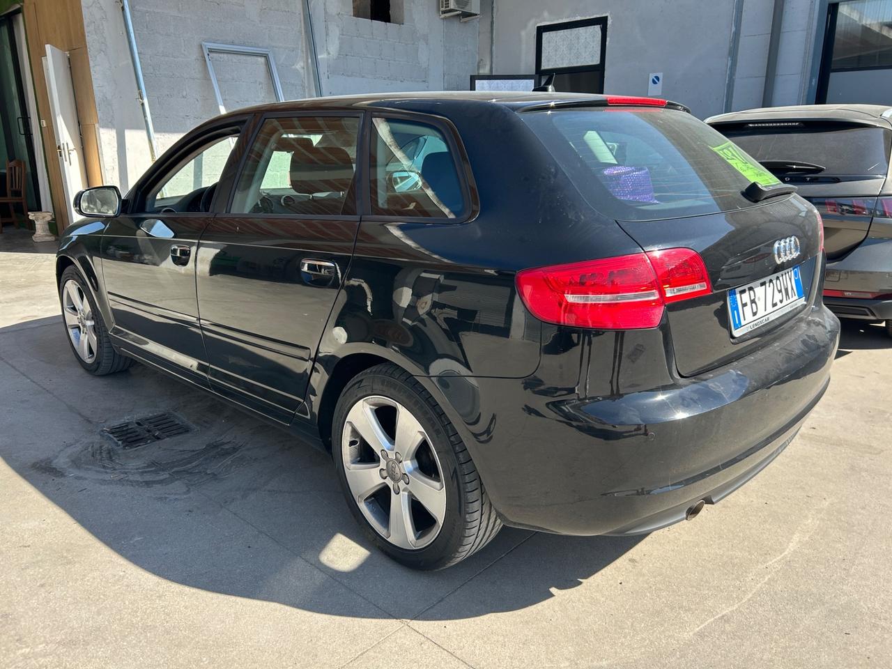 Audi A3 SPB 1.6 TDI 105 CV CR Ambiente