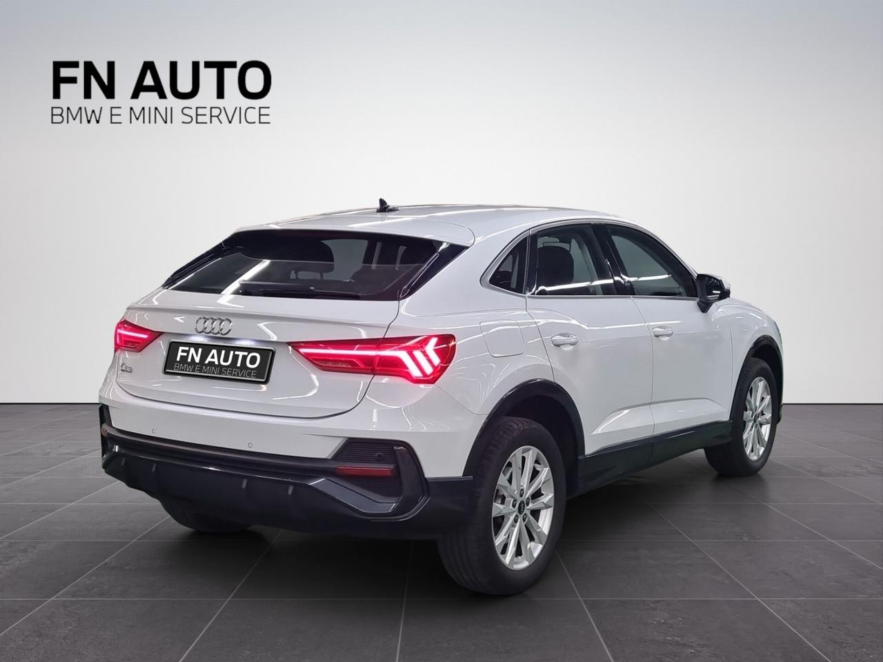Audi Q3 SPB 45 TFSI e S tronic Business Plus