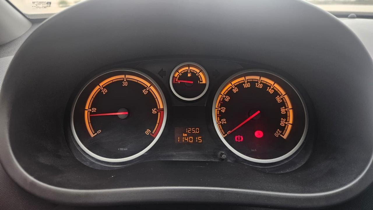 Opel Corsa 1.3 95CV 5 porte