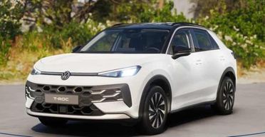 VOLKSWAGEN T-Roc 1.5 eTSI ACT DSG Life