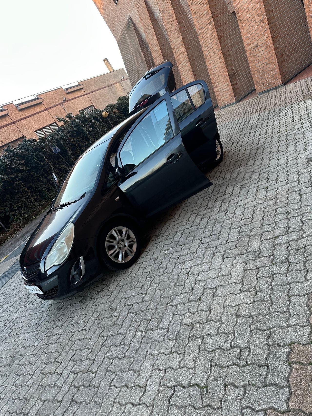 Opel Corsa 1.2 85CV 5 porte GPL-TECH Elective