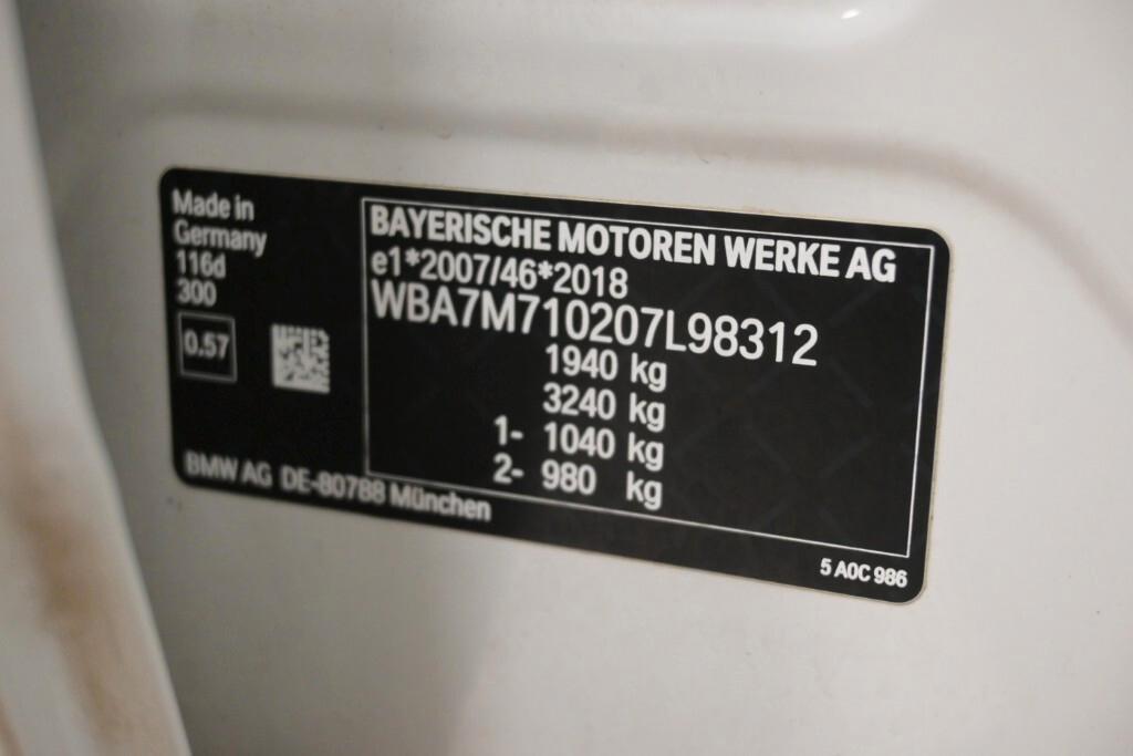 BMW 116D 115CV STEPTRONIC BUSINESS DESIGN ( FARI LED - BMW DIGITAL COCKPIT - NAVI - MIRROR - PARK ASSISTANT - TELECAMERA POST. - CERCHI 17 )