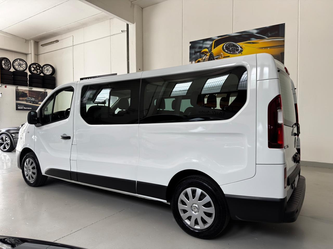 Renault Trafic T27 2.0 dCi 120CV PC-TN Zen N1