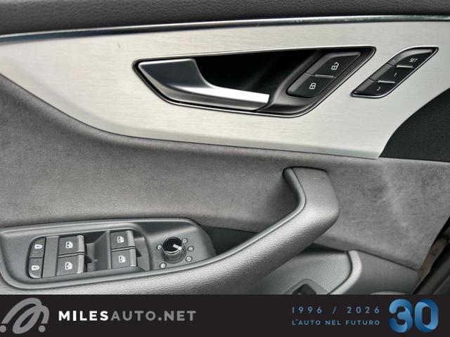 AUDI Q8 50 TDI 3x Sline Pano 7 anni garanzia ?990/mese