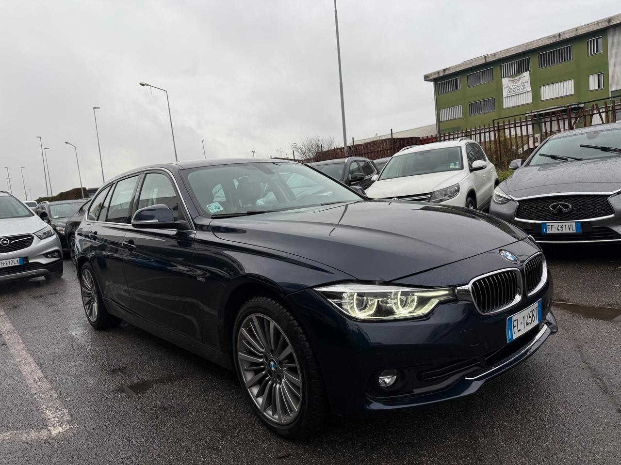 Bmw 320 320d xDrive Touring Luxury