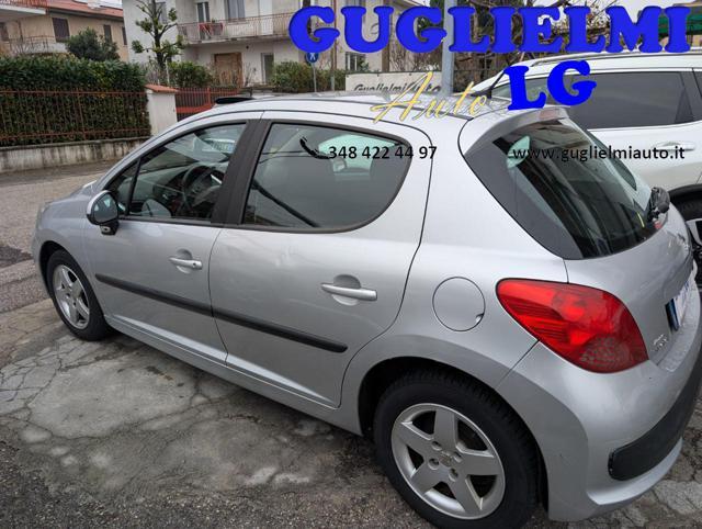 PEUGEOT 207 1.4 8V 75CV 5p. ONE Line
