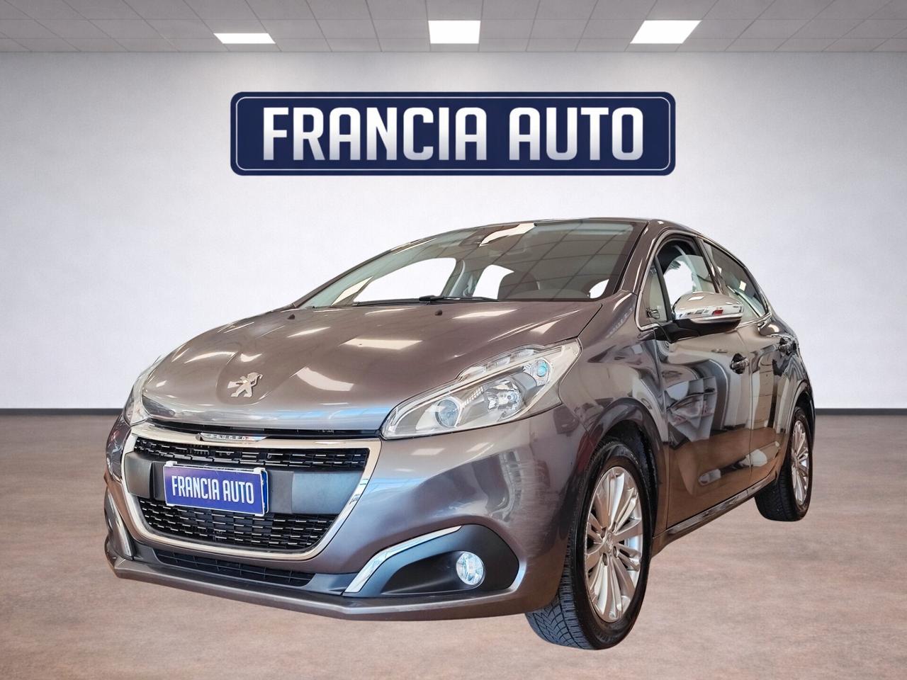 Peugeot 208 1.2 benzina AUTOMATICA-UNICO PROPRIETARIO-
