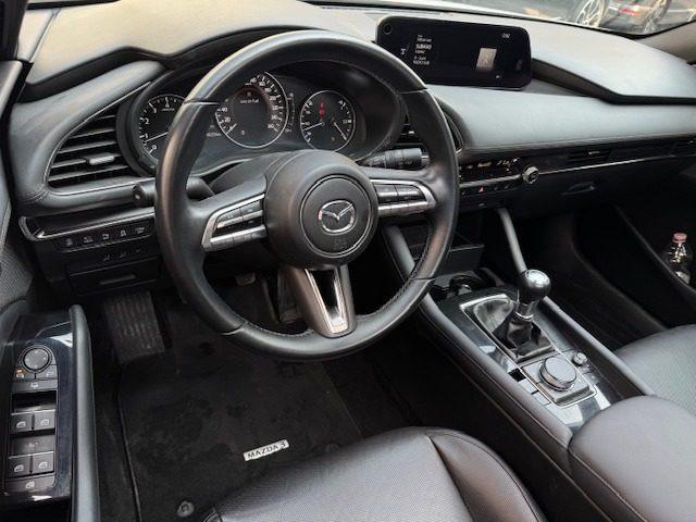 MAZDA 3 Mazda3 2.0L Skyactiv-X M-Hybrid Executive