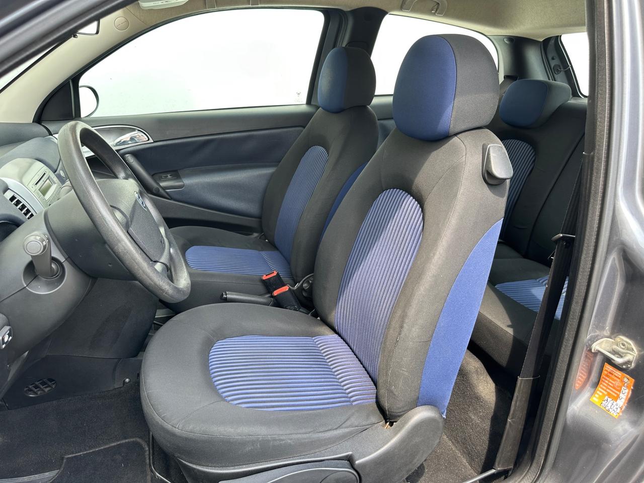 Lancia Ypsilon 1.2 Gpl Neopatentati