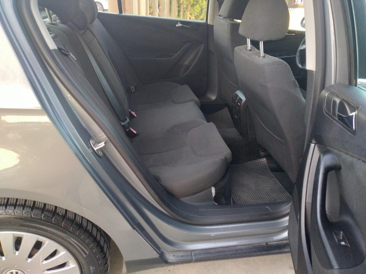 Volkswagen Passat 2.0 TDI DPF Comfortline