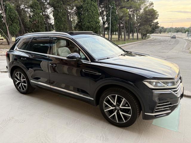 VOLKSWAGEN Touareg 3.0 V6 TDI SCR Elegance ESENTE DA SUPERBOLLO