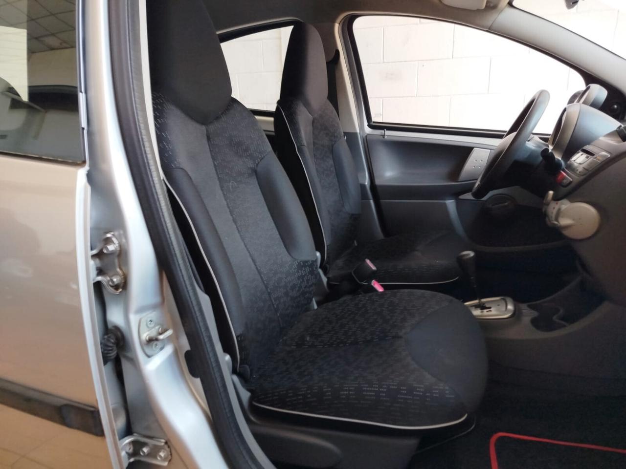 Peugeot 107 1.0 12v Allure (sweet years) 5p 2tronic FL