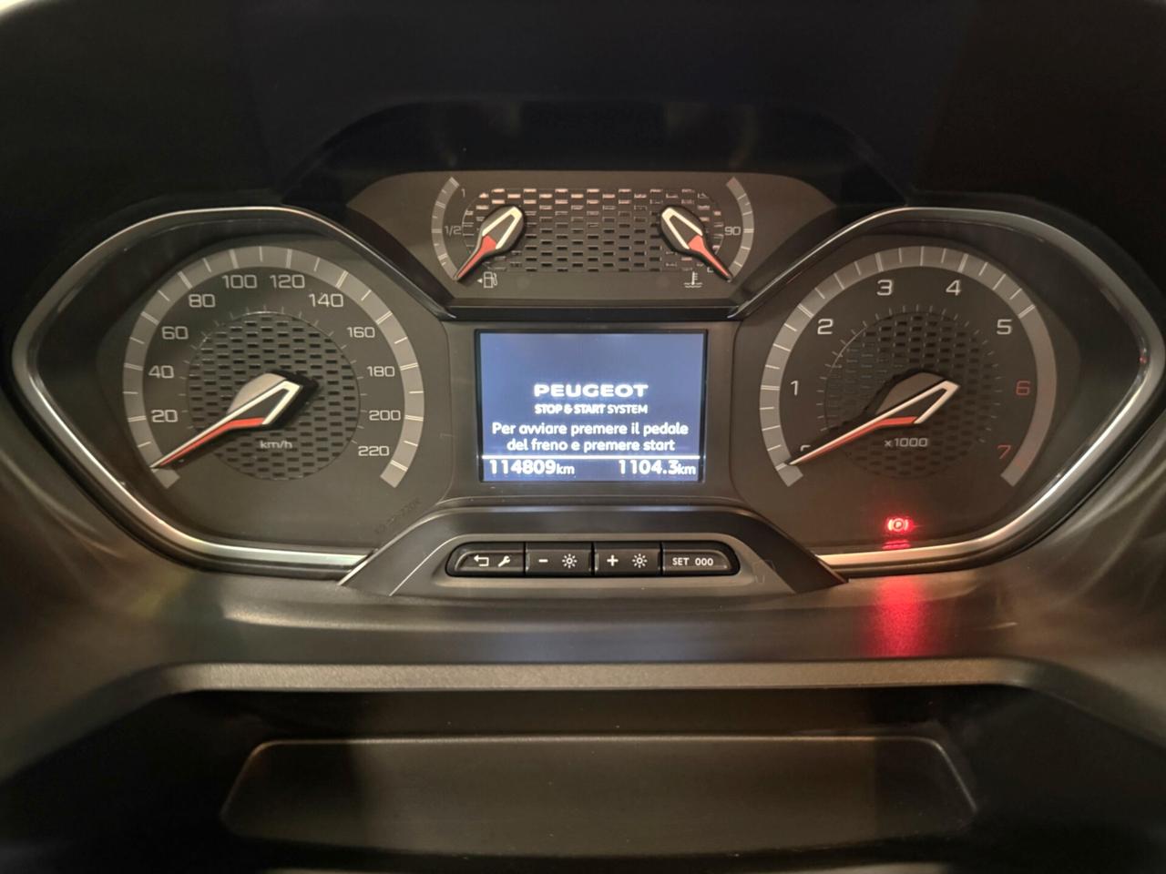 Peugeot Rifter BlueHDi 130 S&S EAT8 GT Line Standard