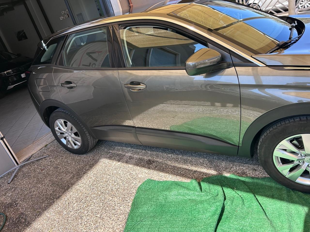 Peugeot 3008 BlueHDi 120 S&S Business