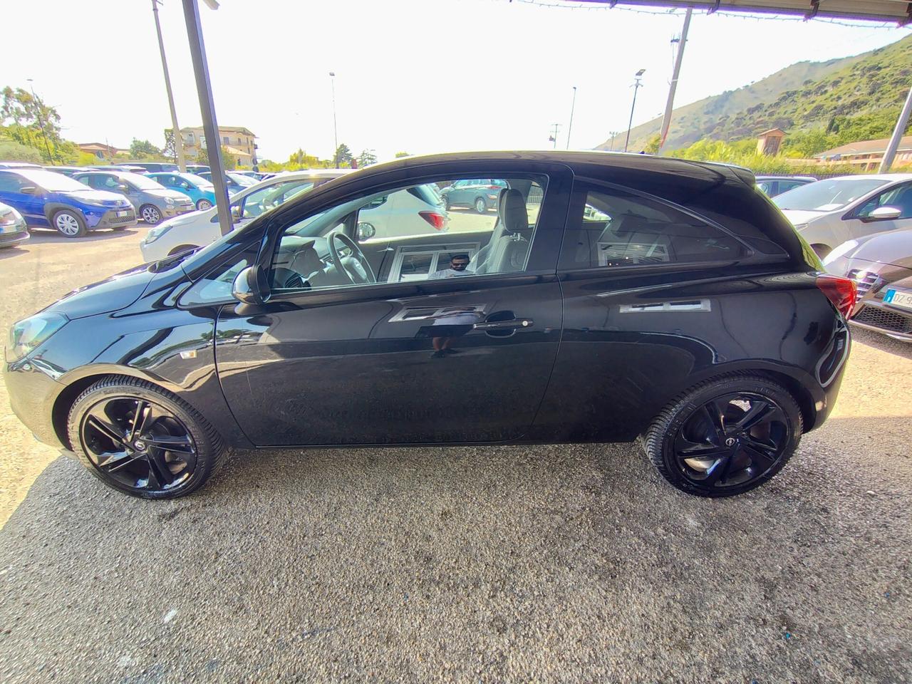 Opel Corsa 1.3 CDTI Coupé b-Color