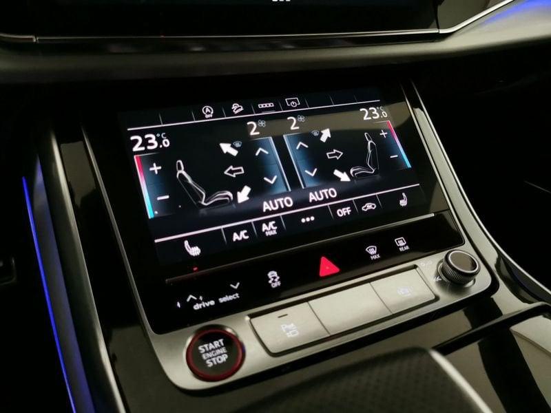 Audi Q8 SQ8 4.0 tfsi Sport Attitude quattro tiptronic